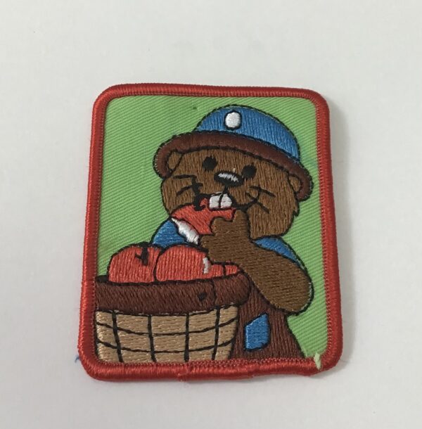 Badge de camp CASTOR AVEC POMMES